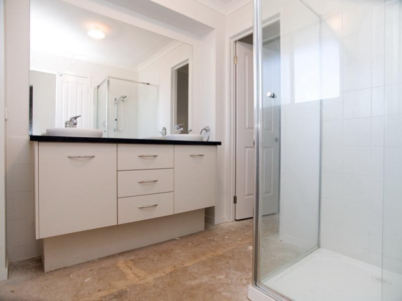 6 Parlette Terrace, South Morang VIC 3752