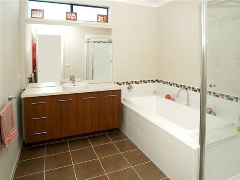 109 Royal Terrace, Craigieburn VIC 3064