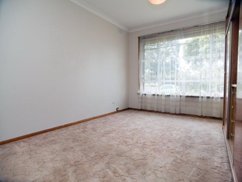 19 Lloyd Avenue, Epping VIC 3076