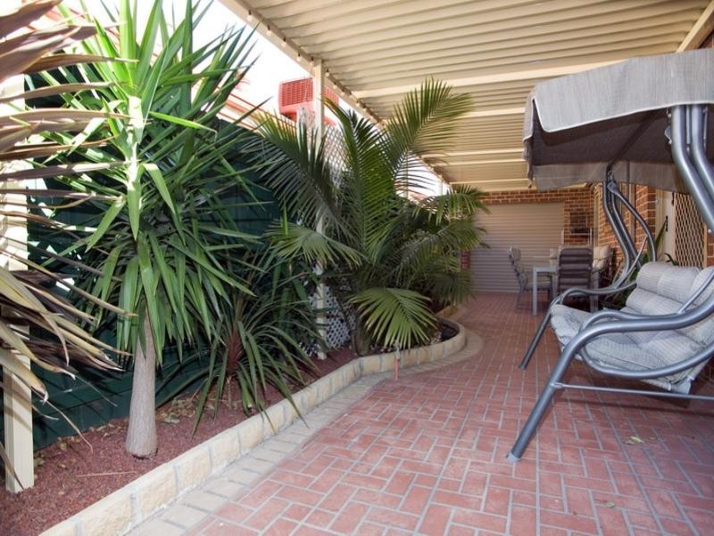 76 Twin River Drive, South Morang VIC 3752