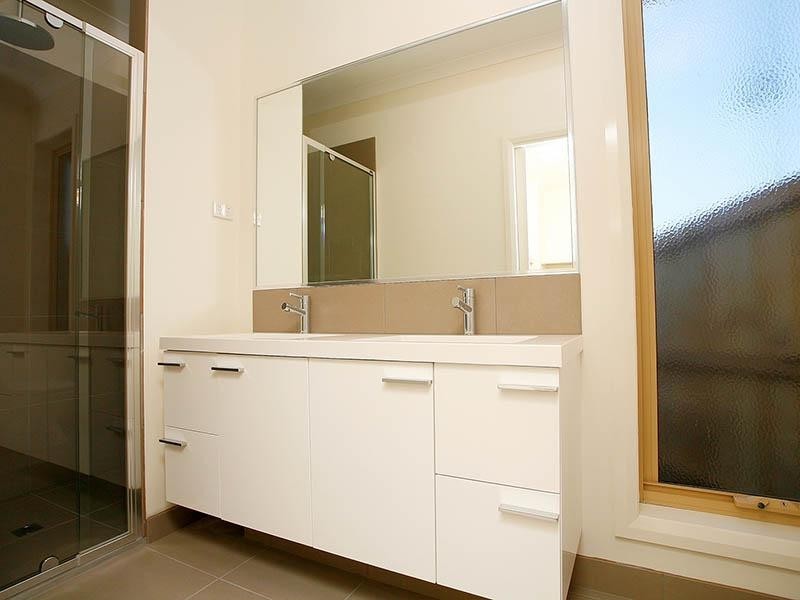 15 Ockletree Place, Epping VIC 3076