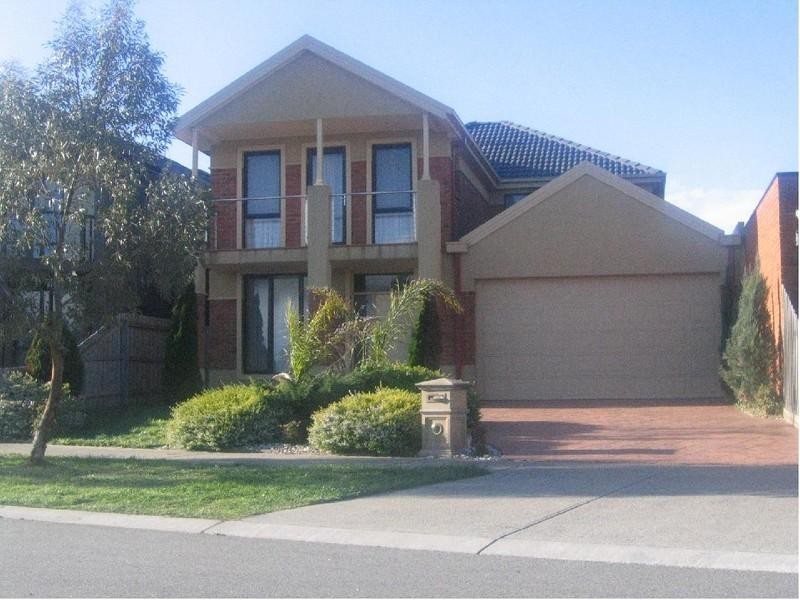 18 Gabriel Terrace, South Morang VIC 3752