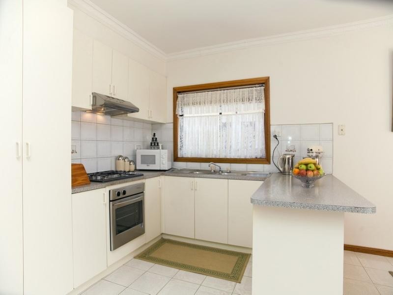 1/1A Main Street, Thomastown VIC 3074