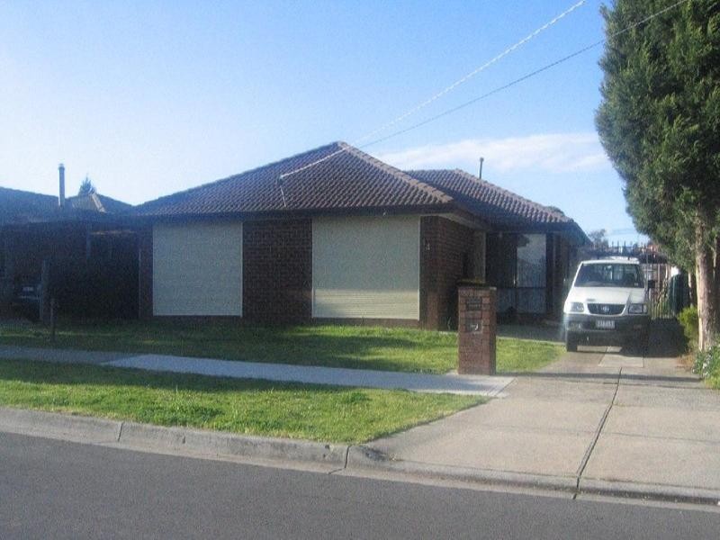 14 Pommell Crescent, Epping VIC 3076