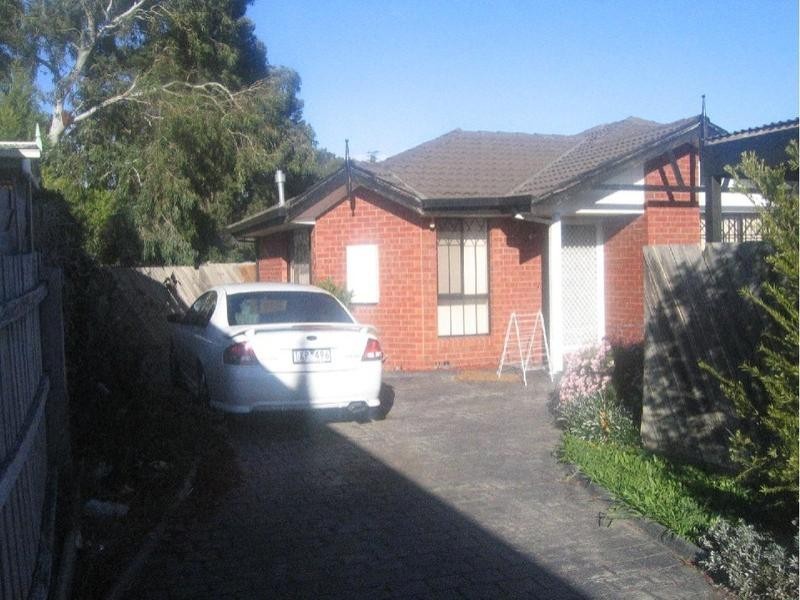 2/42 Northumberland Drive, Epping VIC 3076
