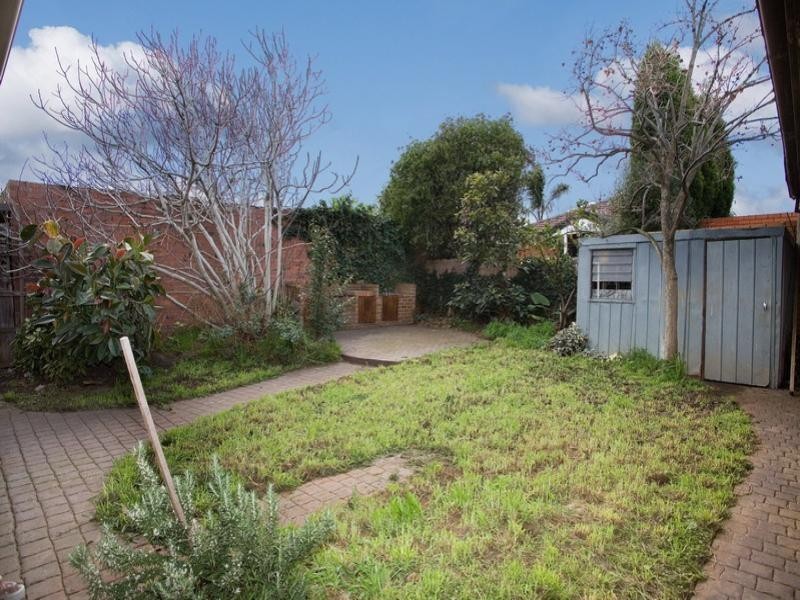 13 Winamurra Crescent, Thomastown VIC 3074
