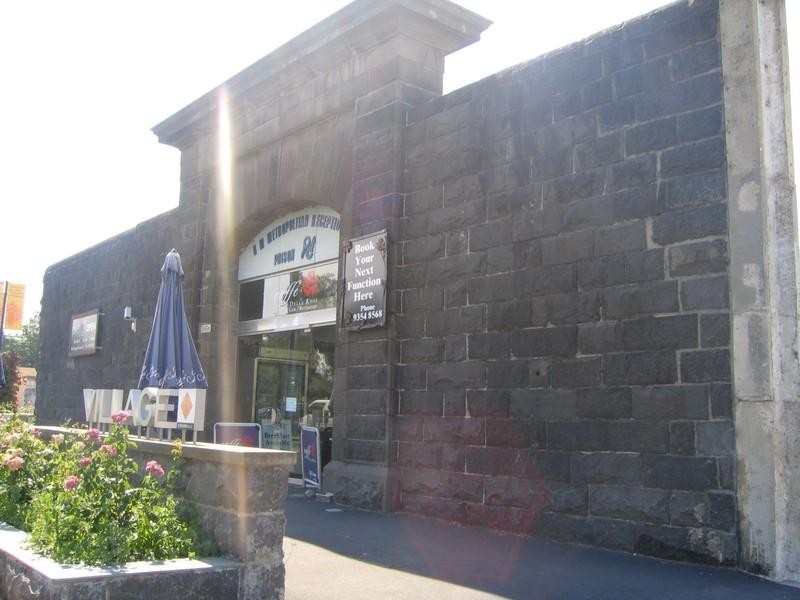 A9/26A Woiwurang Crescent, Coburg VIC 3058