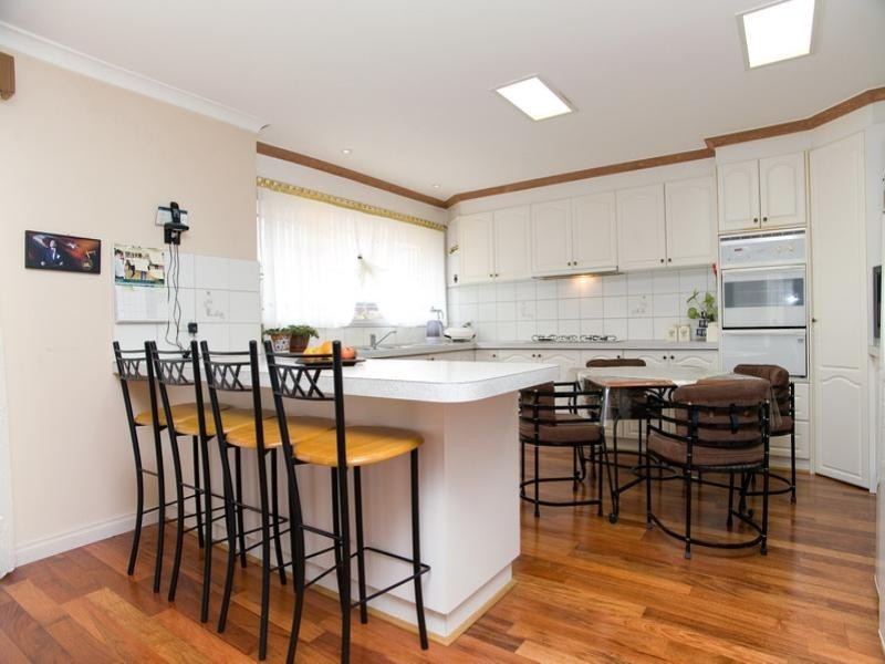 16 Portsmouth Place, Epping VIC 3076