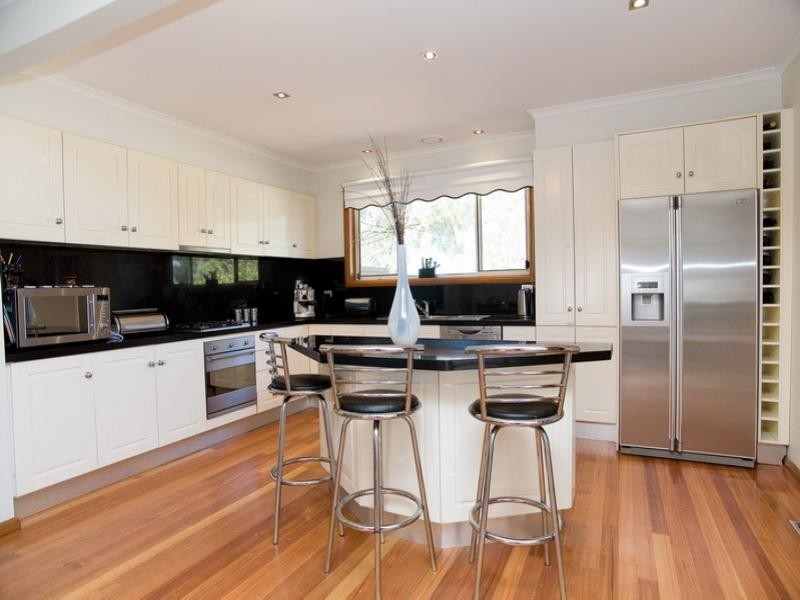 42 Sherwood Street, Thomastown VIC 3074