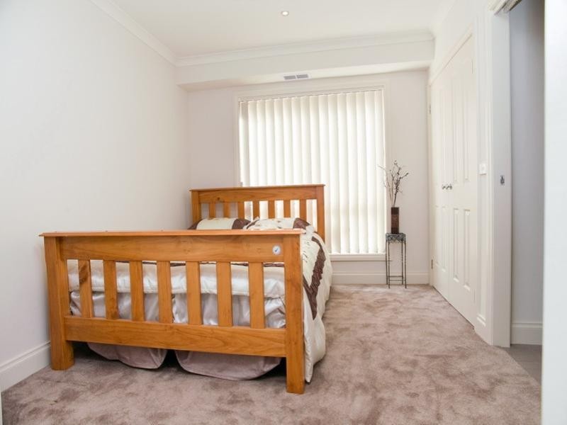 25 Chocolate Lily, Epping VIC 3076