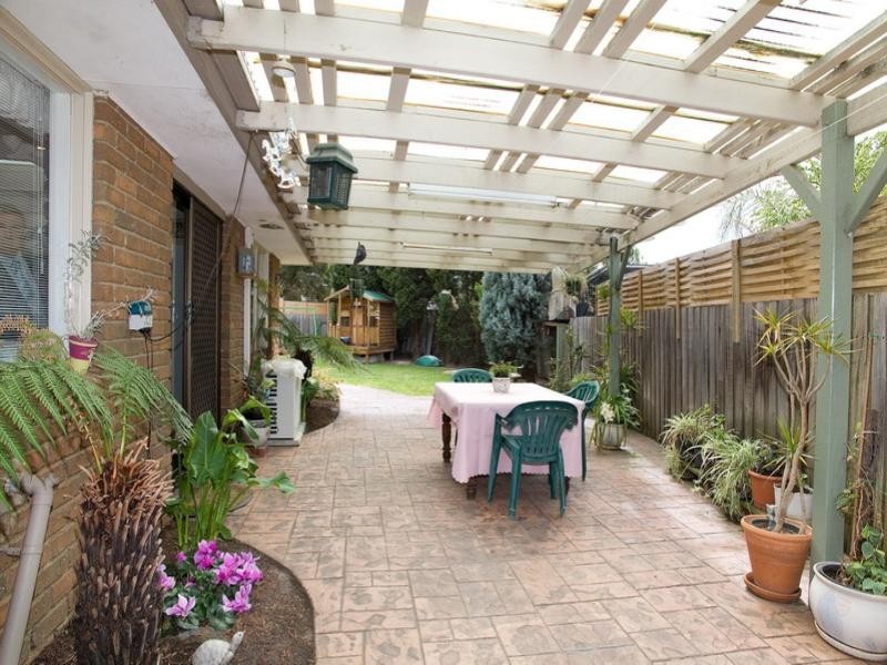 87 Prince of Wales Avenue, Mill Park VIC 3082