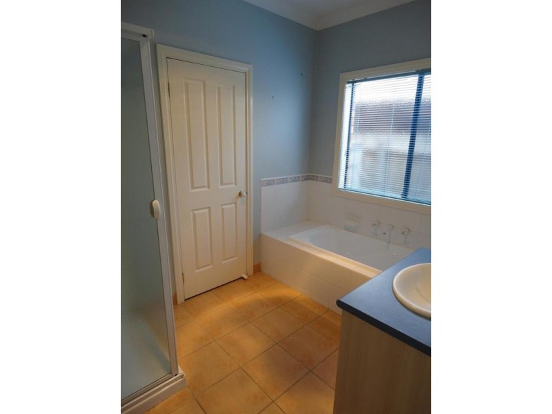 23 Visage Drive, South Morang VIC 3752