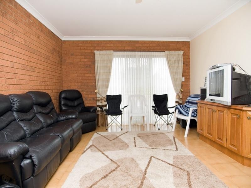 6 Capri Court, Reservoir VIC 3073