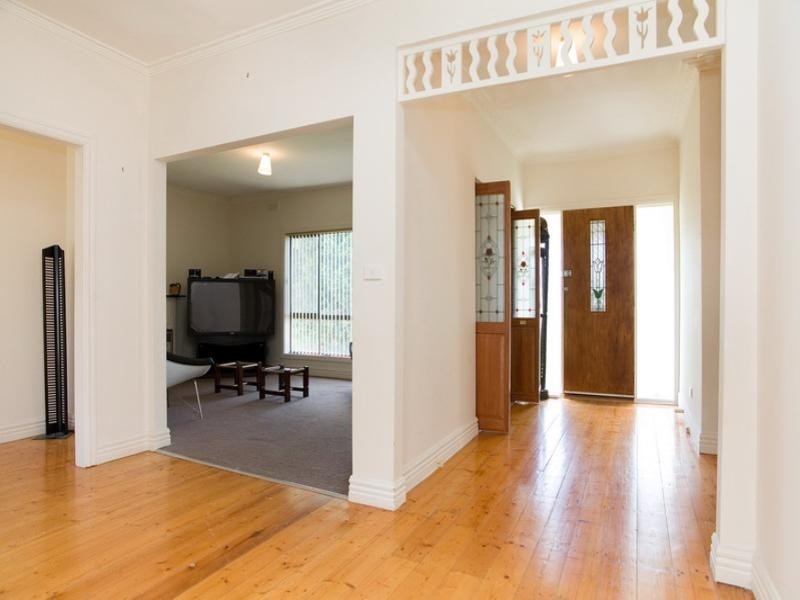 61 Davisson Street, Epping VIC 3076