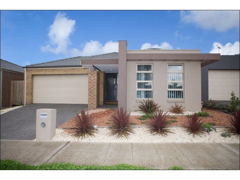 5 Hennessy Street, Epping VIC 3076