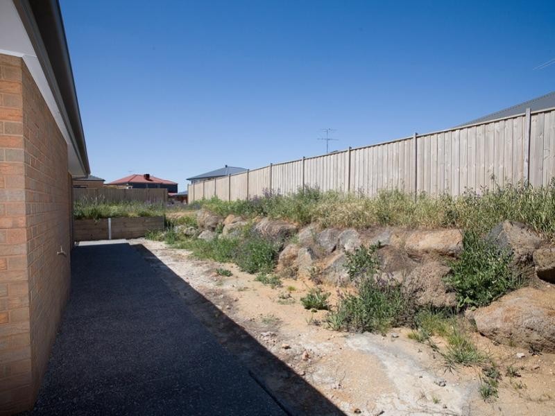 27 Woodridge Crescent, Doreen VIC 3754