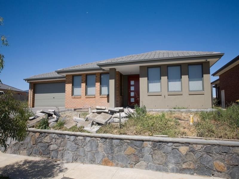 27 Woodridge Crescent, Doreen VIC 3754