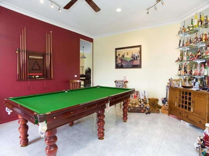 2 Silverthorn Court, Mill Park VIC 3082