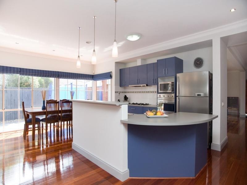 5 Featherpark Terrace, South Morang VIC 3752