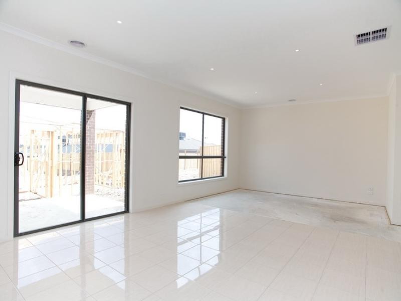 19 Nancarrow Drive, Doreen VIC 3754