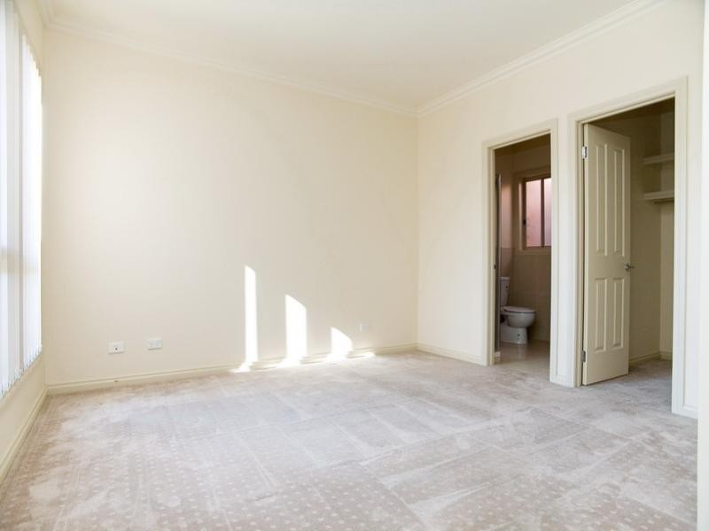 67A Banff Street, Reservoir VIC 3073