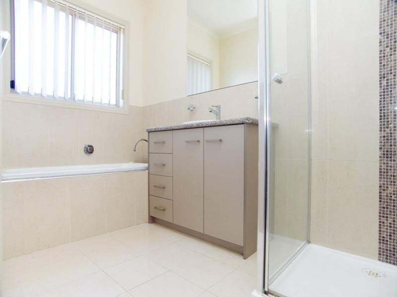 67A Banff Street, Reservoir VIC 3073