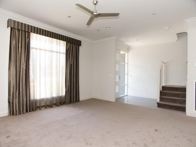 18 McKillop Avenue, Epping VIC 3076