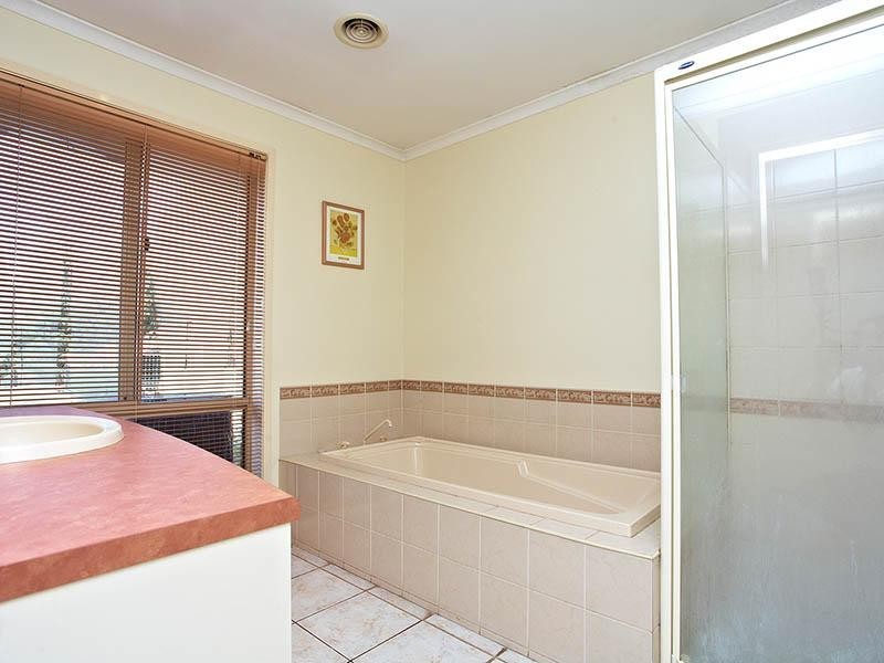 19 Retland Drive, Whittlesea VIC 3757