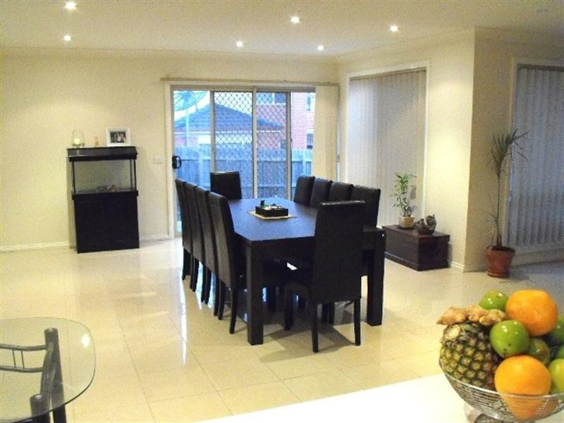 1/17 Simon Court, Epping VIC 3076