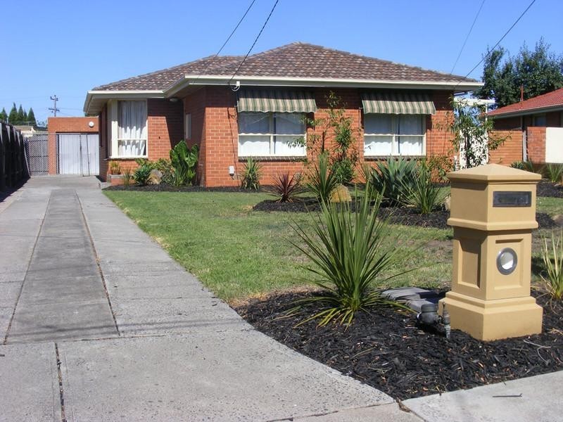 3 Almond Court, Thomastown VIC 3074