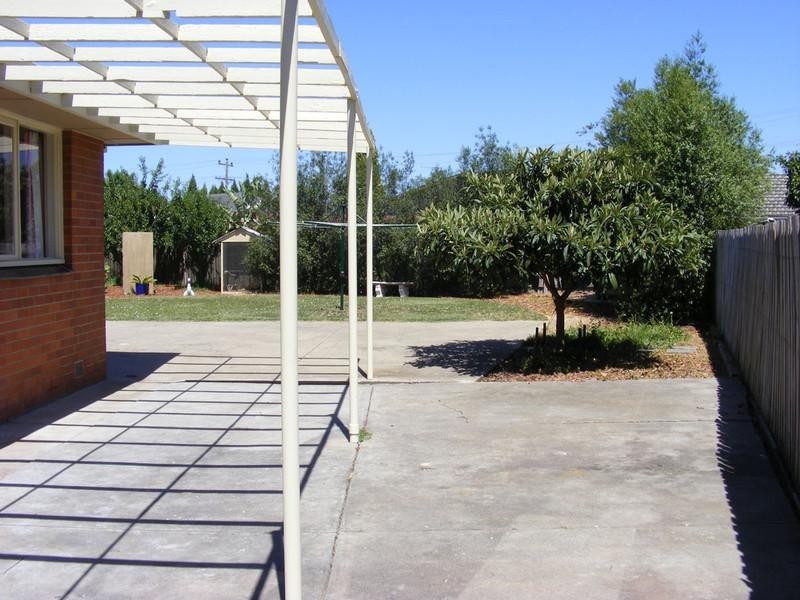 3 Almond Court, Thomastown VIC 3074