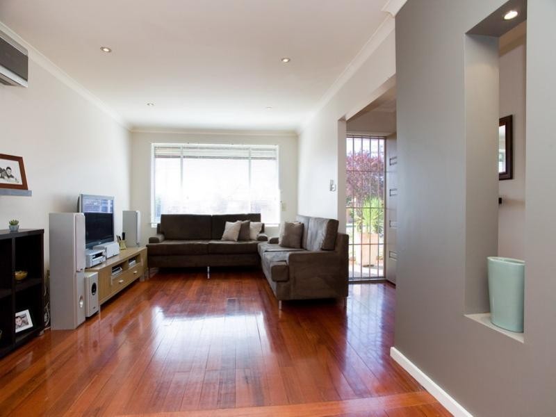 10 Kalara Close, Lalor VIC 3075