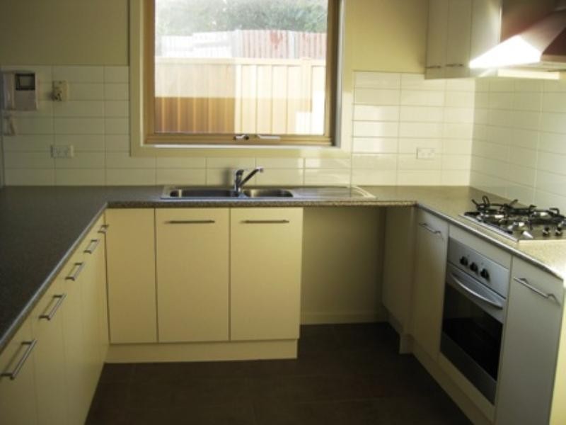 1/58 Moore Street, Coburg VIC 3058