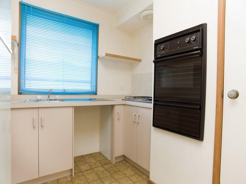 7 Dorrington Court, Mill Park VIC 3082