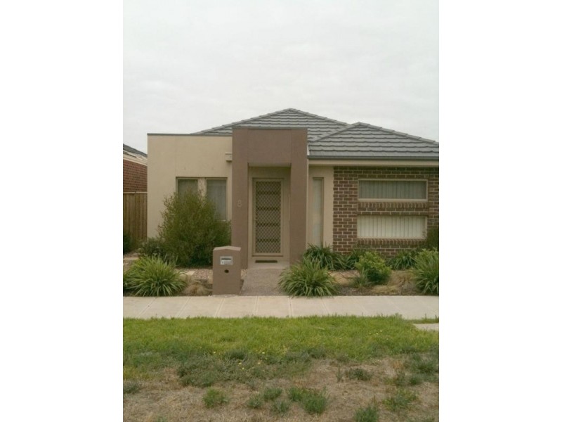 8 Broxburn Walk, Epping VIC 3076