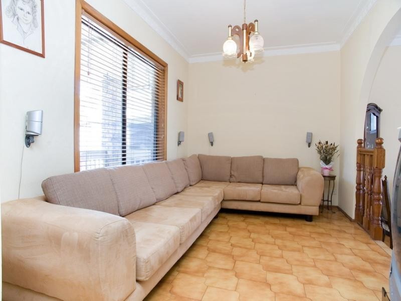 9 Rustic Court, Thomastown VIC 3074