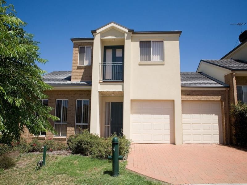 4 Flame Crescent, South Morang VIC 3752