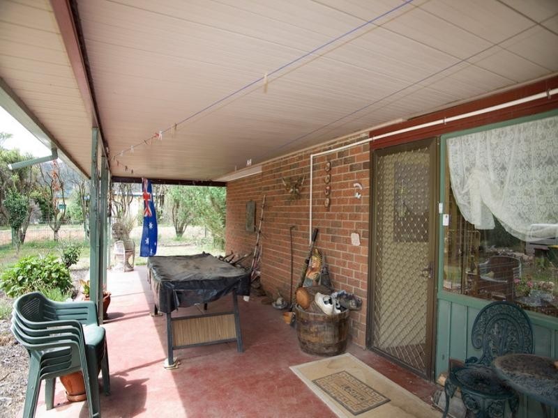 9 Silvercreek Road, Flowerdale VIC 3658