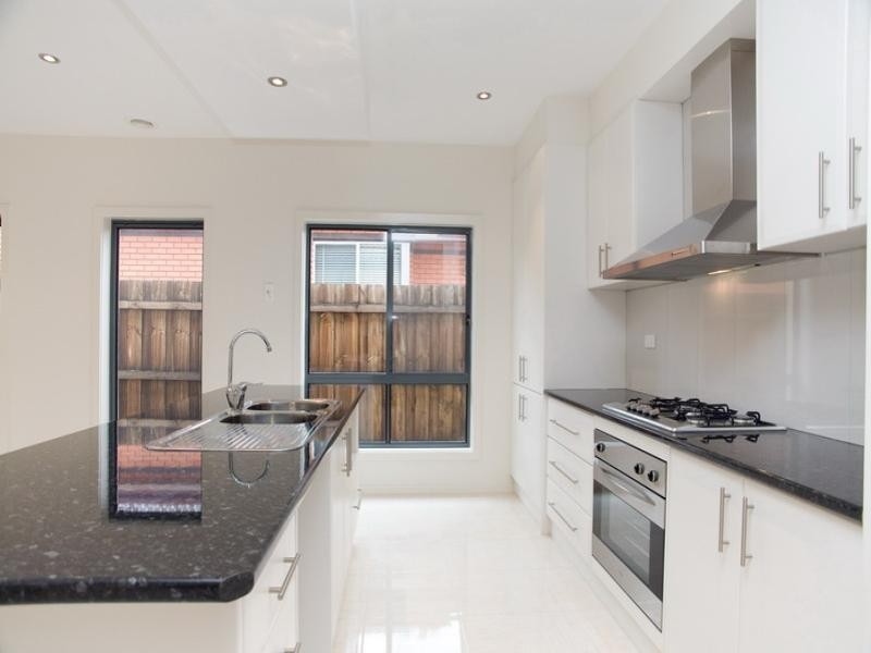 45 Kay Avenue, Lalor VIC 3075