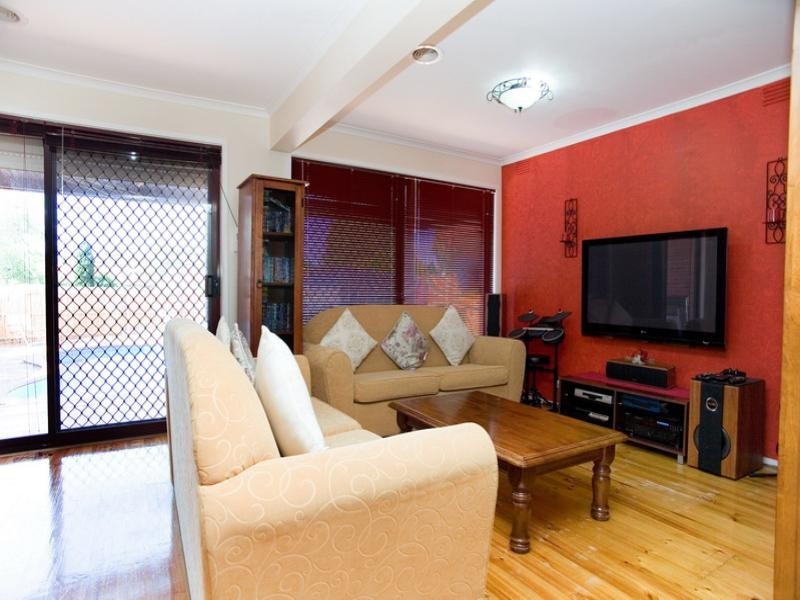91 Peppercorn Parade, Epping VIC 3076