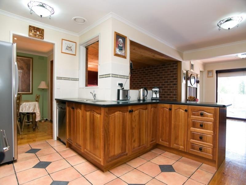 91 Peppercorn Parade, Epping VIC 3076