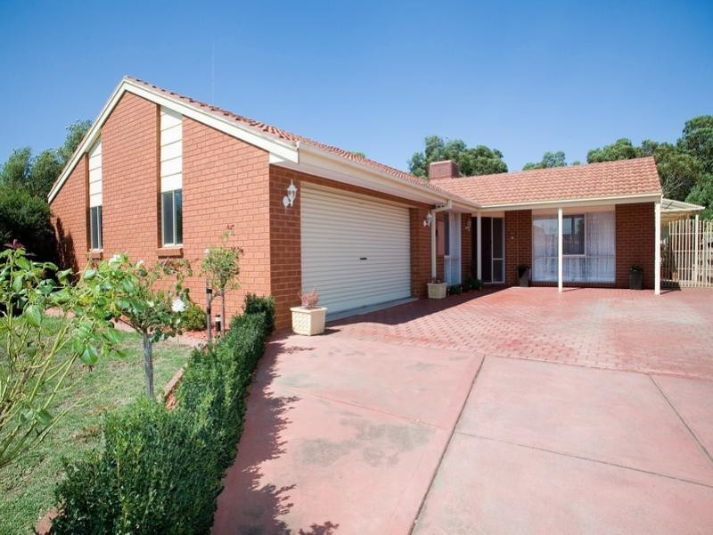 22 Yvette Court, Epping VIC 3076