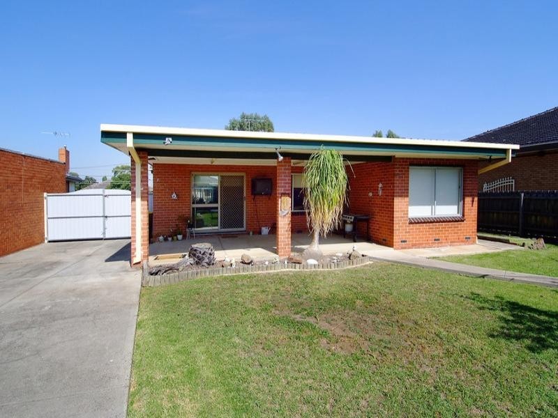 14 Ludeman Court, Reservoir VIC 3073