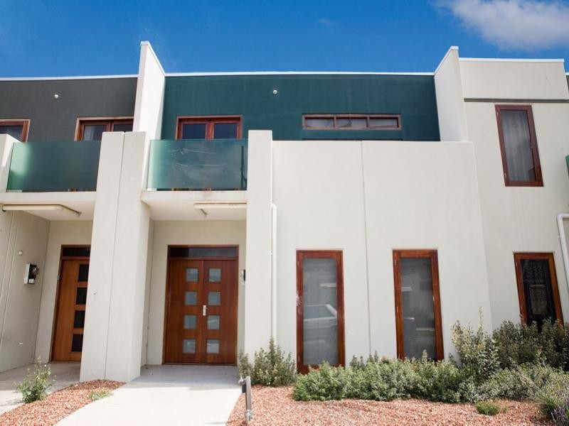 10 Reedy Lake Mews, Epping VIC 3076