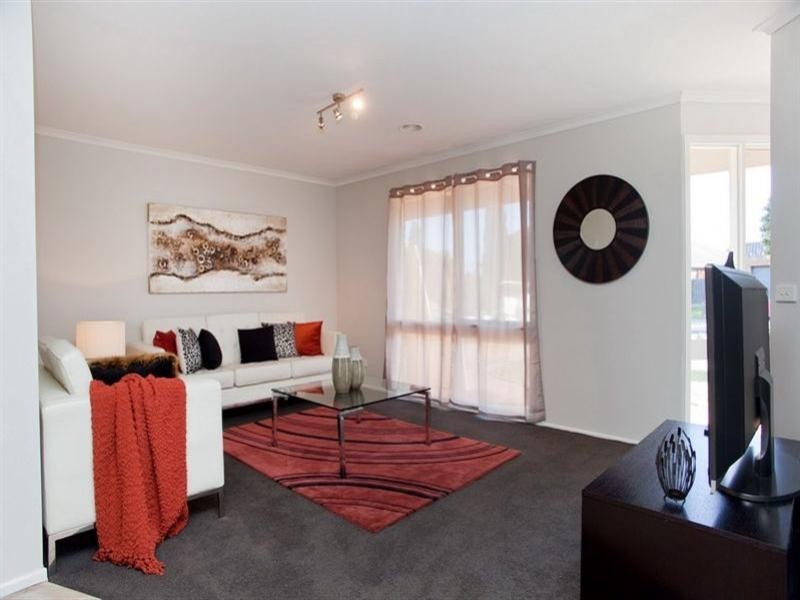 9 Pisani Court, Mill Park VIC 3082