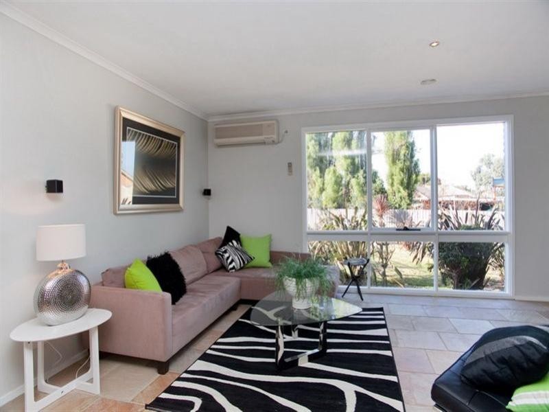 9 Pisani Court, Mill Park VIC 3082