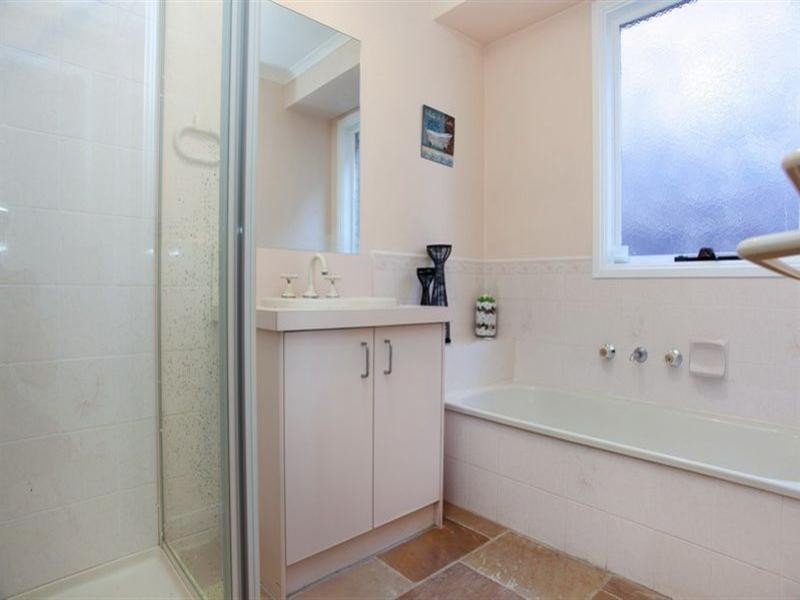 9 Pisani Court, Mill Park VIC 3082