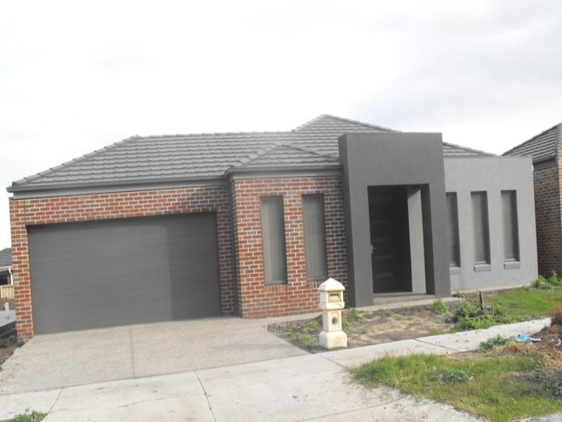 22 and 24 Two Creek Drive, Epping VIC 3076