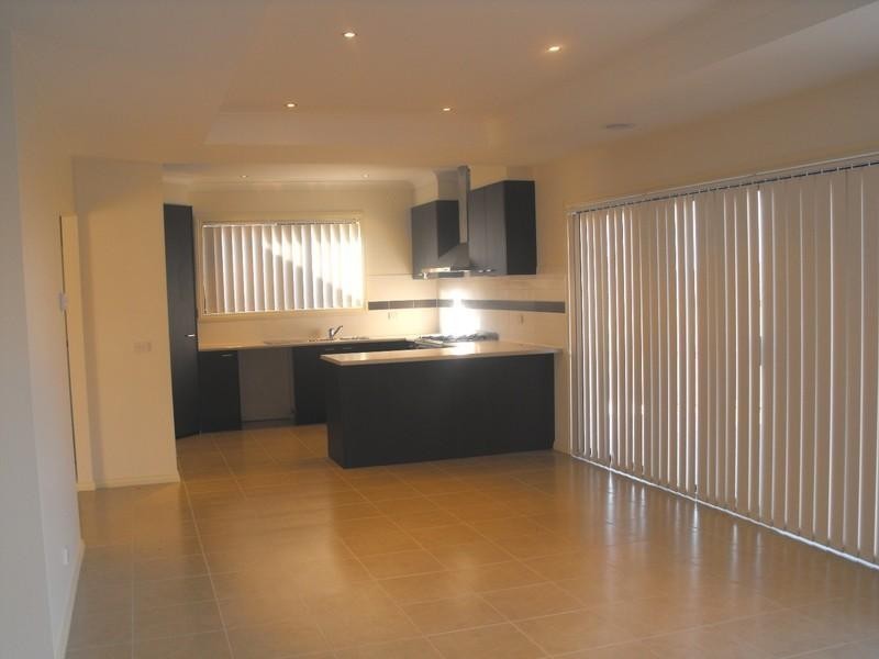 335 Gordons Road, South Morang VIC 3752