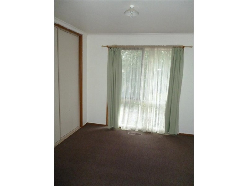 7 Dorrington Court, Mill Park VIC 3082